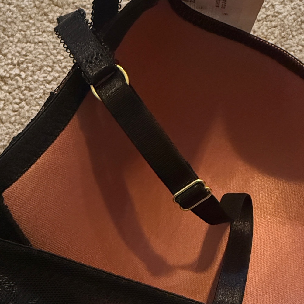 NWT bra - Picture 5 of 8